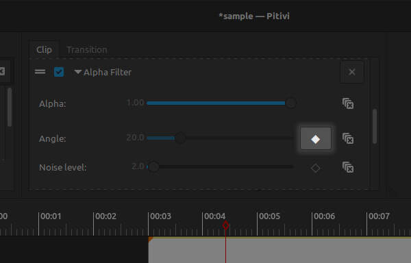 エフェクトの各項目に[キーフレーム表示]ボタンがある