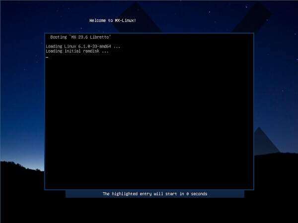 14. MX Linuxの起動が開始される