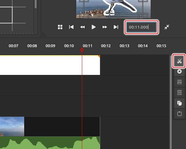 10. 画像クリップを選択した状態で11秒目に移動して[現フレームの位置でクリップを分割]ボタンを押す